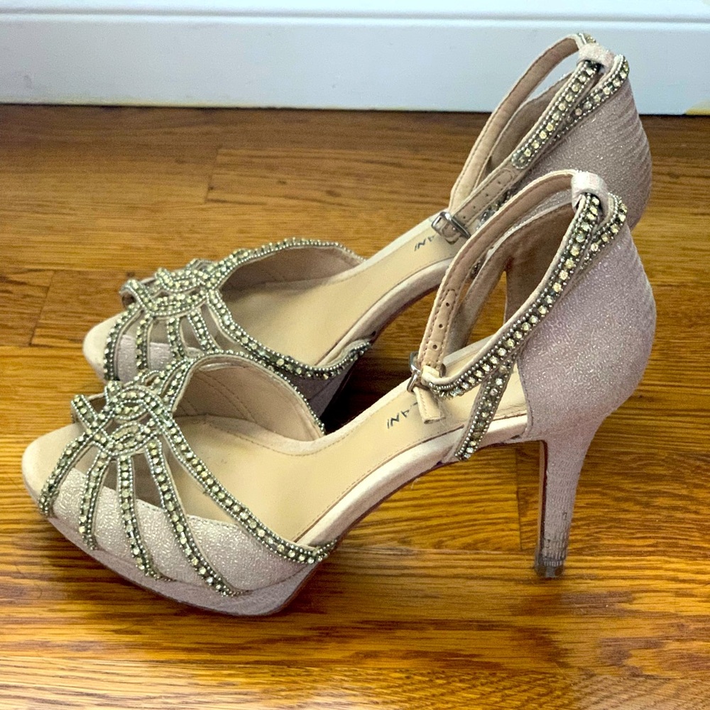 Special occasion heels. Beautiful and easy to walk in. Size 7.5